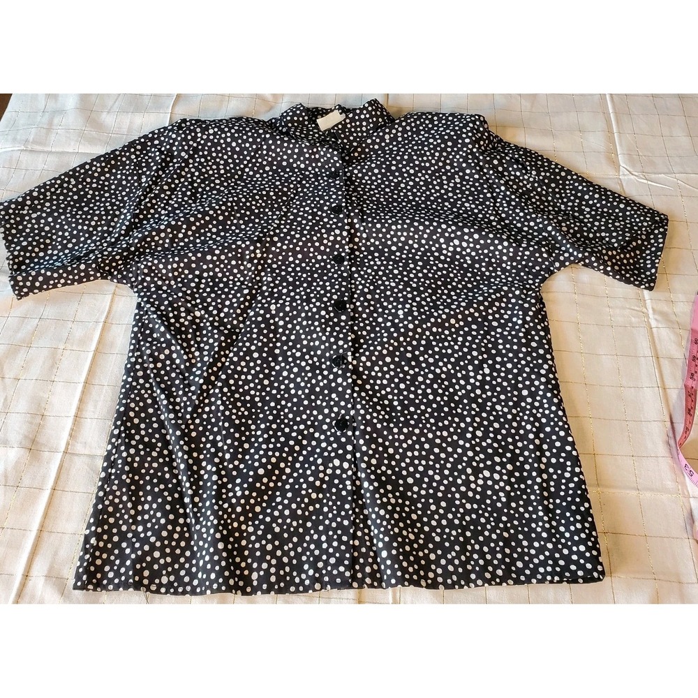 Estero Sport Short-Sleeve Button-Down Shirt Women Sz M Shoulder Pads Polka-dots